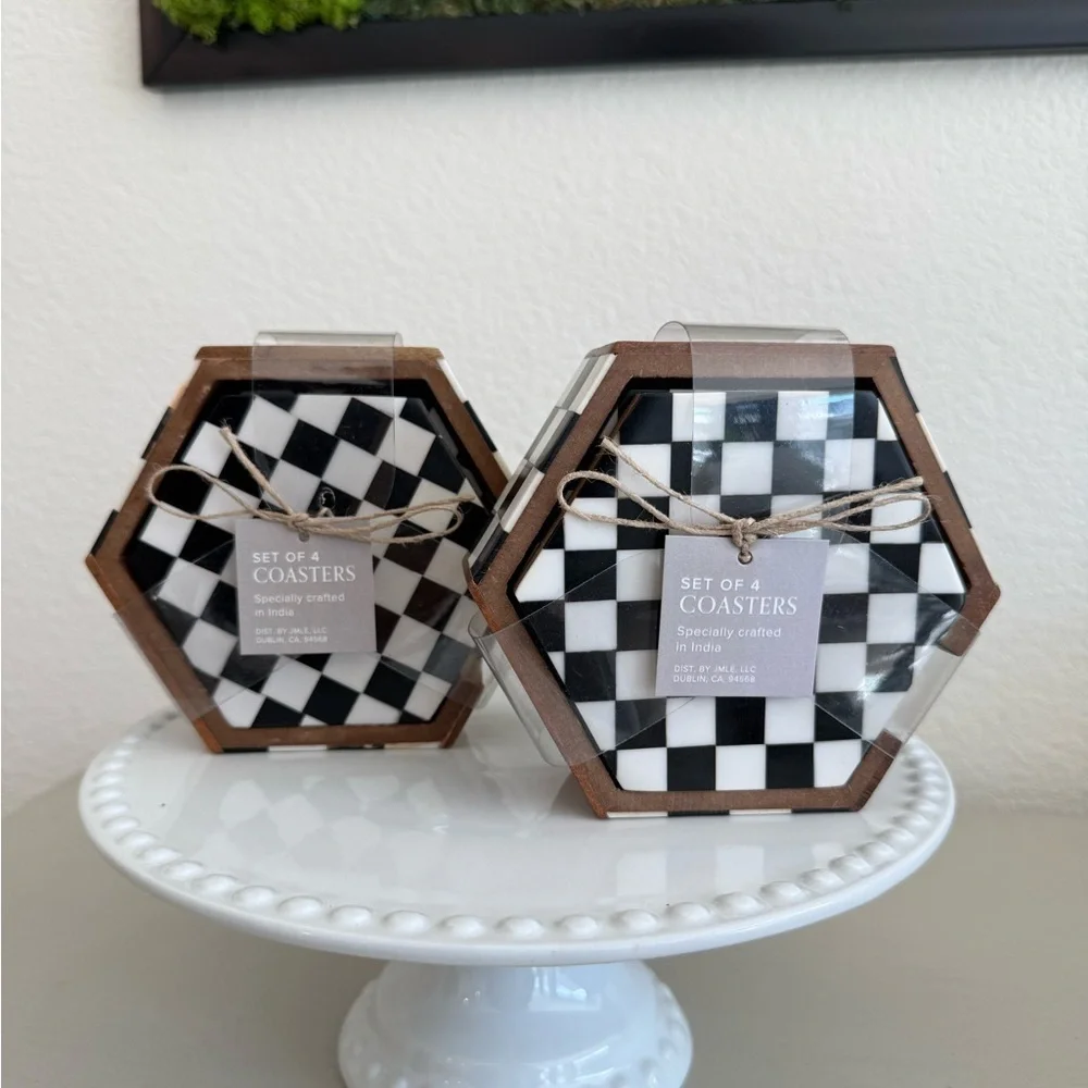 Set of 4 Black and White Checkered Hexagon Coasters